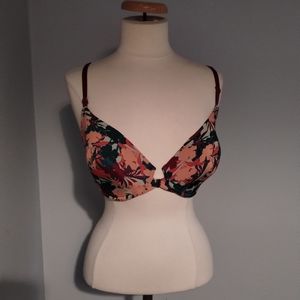 Adore Me bras Size 34DD